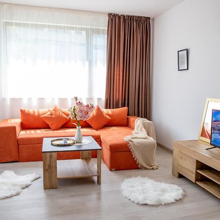 Two-Bedroom Premium Apartment Saints Constantine and Helena Exterior foto
