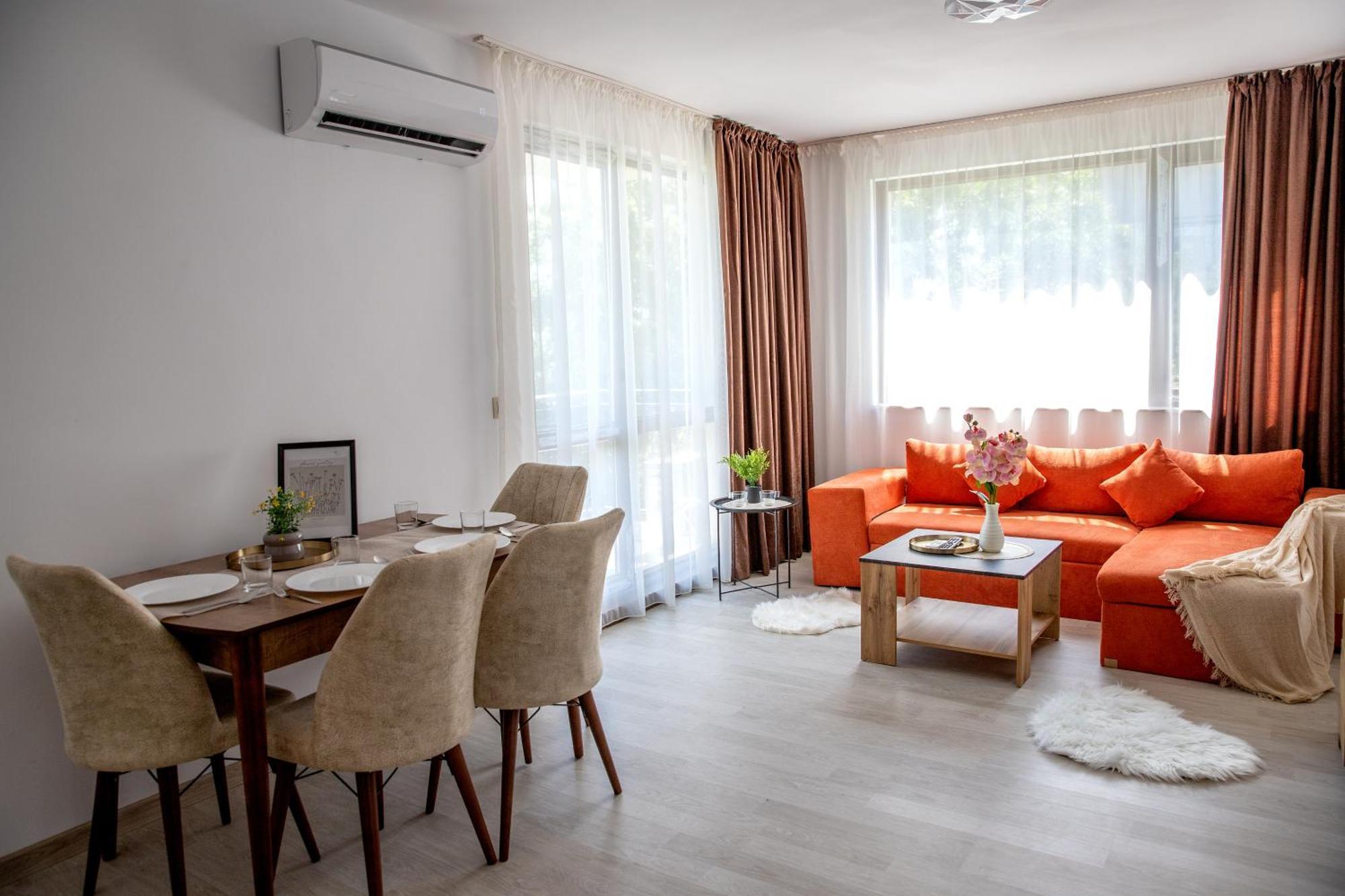 Two-Bedroom Premium Apartment Saints Constantine and Helena Exterior foto