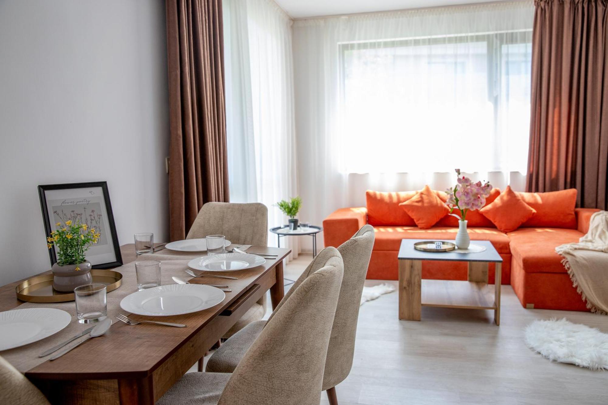 Two-Bedroom Premium Apartment Saints Constantine and Helena Exterior foto